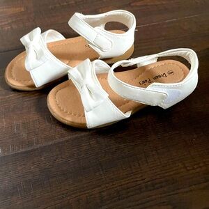 Dreams Pairs, toddler, white sandals with bow